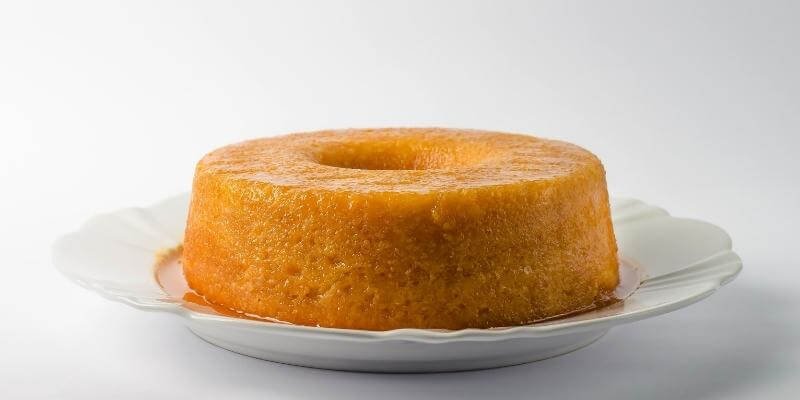 How to Make a Dry Cake Moist After Baking